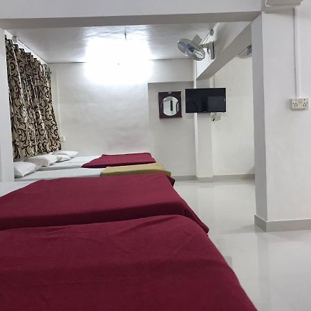 Hotel Priti International Mapusa Esterno foto