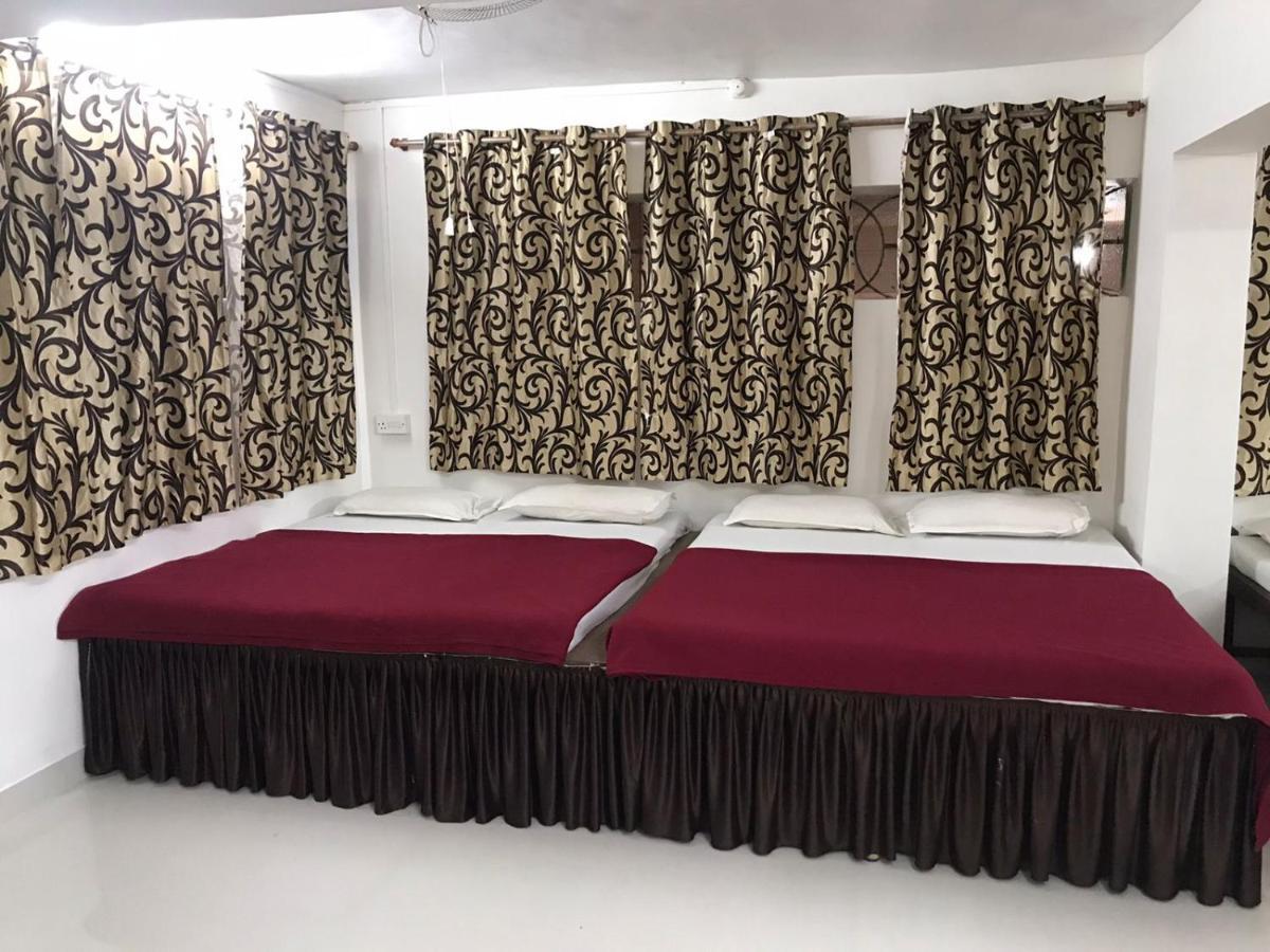 Hotel Priti International Mapusa Esterno foto
