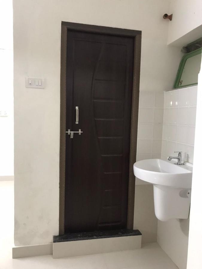 Hotel Priti International Mapusa Esterno foto
